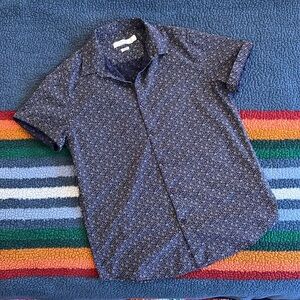 Micro Floral Print Slim Fit Short Sleeve Button-up Shirt